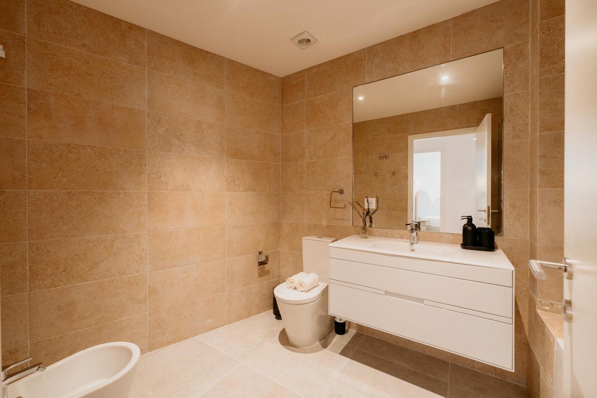Mary Pink - No 3a - Glowing Two-bedroom Appartement Lissabon